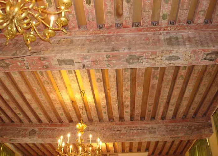 Chateau De Hotel Raray